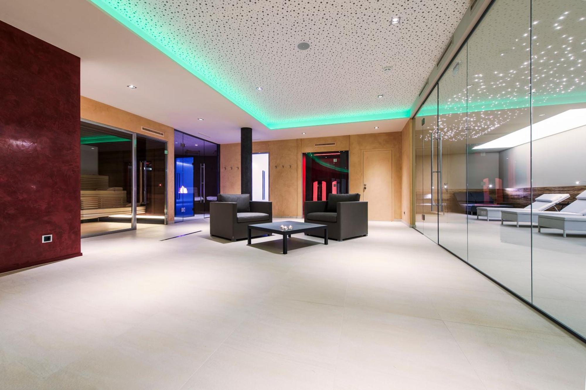 Parkhotel Hall In Tirol Exterior foto